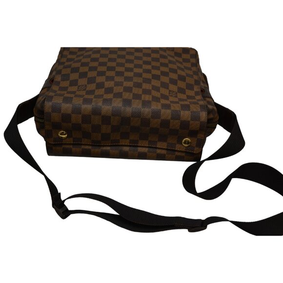 Louis Vuitton Naviglio Damier Ebene Messenger Bag - Picture 9 of 15